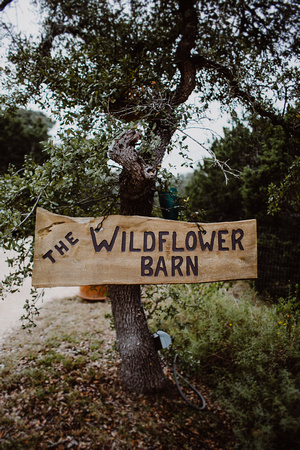 wildflower-barn-wedding-k&k-1